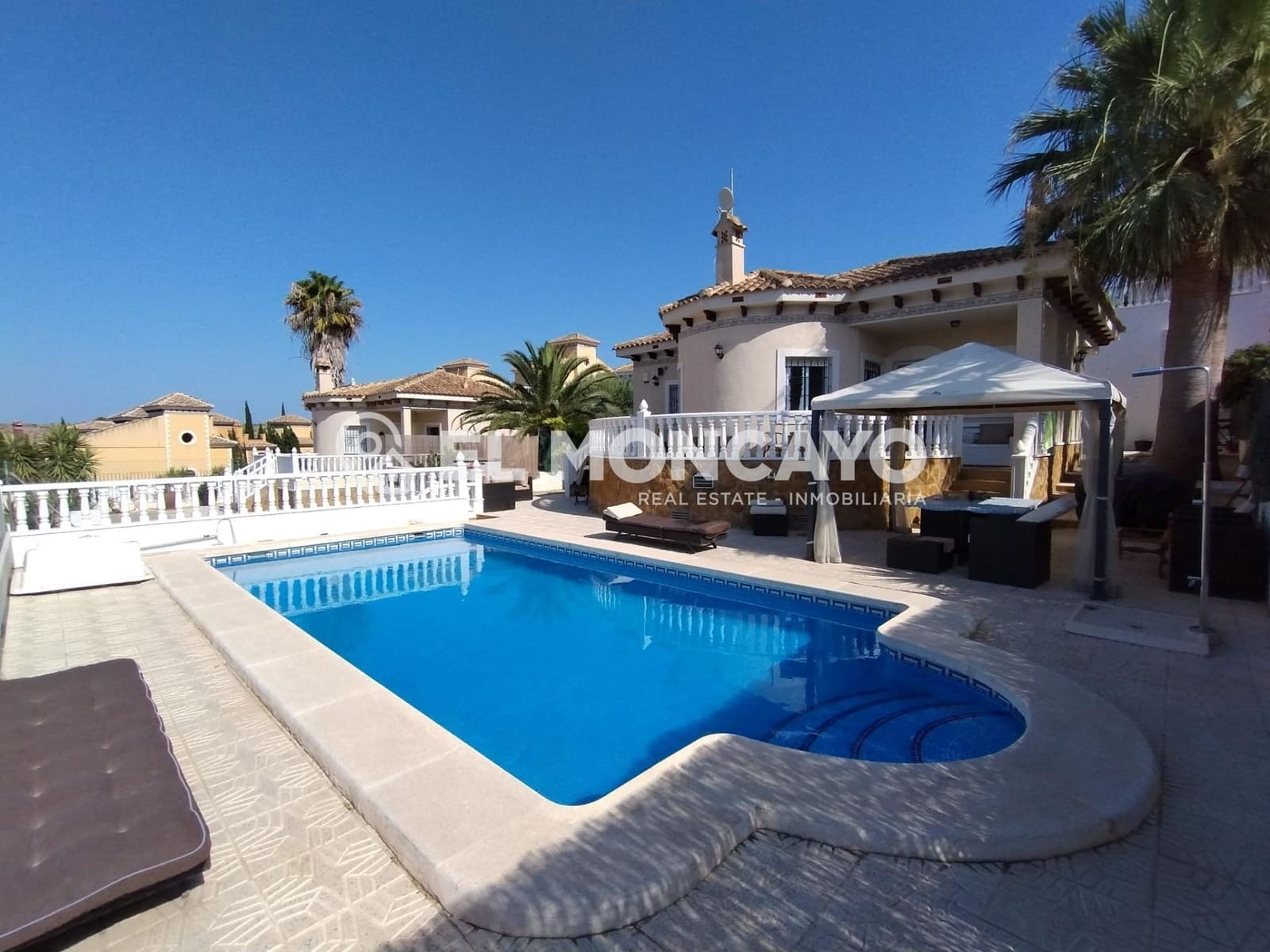 3 slaapkamer Villa te koop in Bigastro met zwembad - € 279.900 (Ref: 9132247)