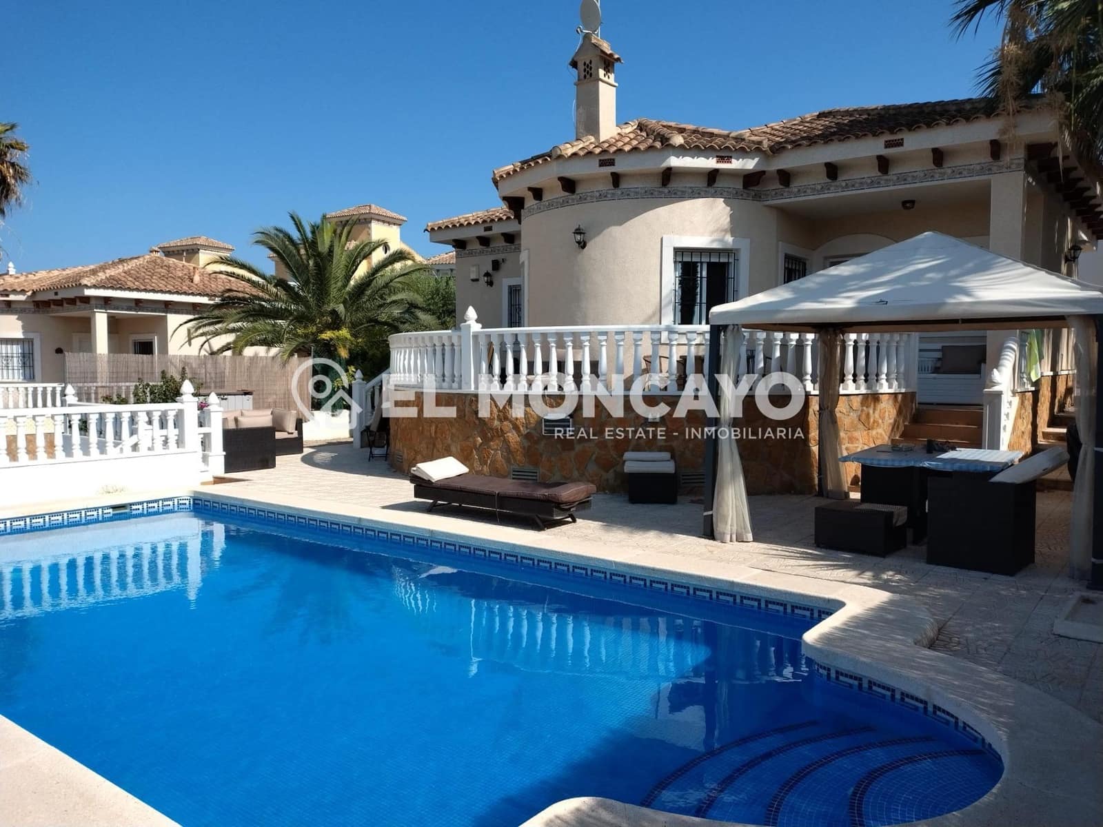 3 slaapkamer Villa te koop in Bigastro met zwembad - € 279.900 (Ref: 9132247)