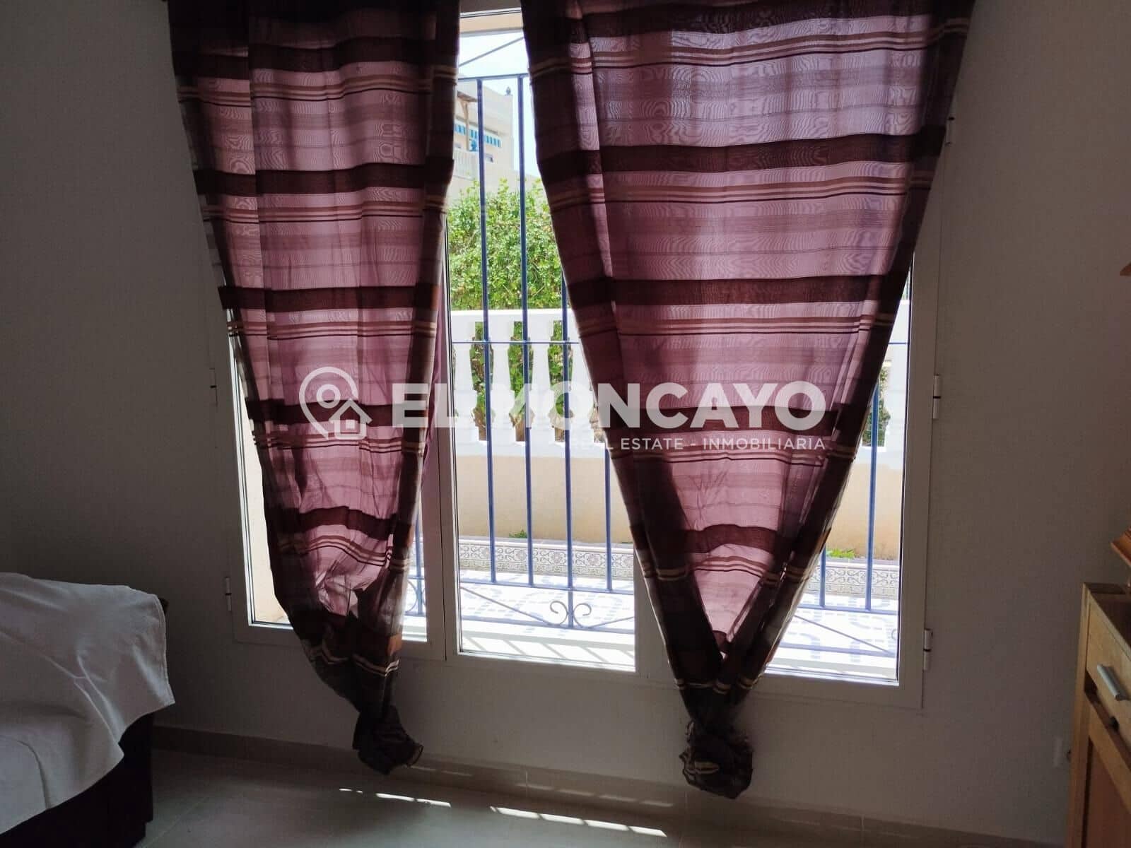 3 sypialnia Dom szeregowy na sprzedaż w Torrevieja z basenem - 189 000 € (Ref: 9151824)