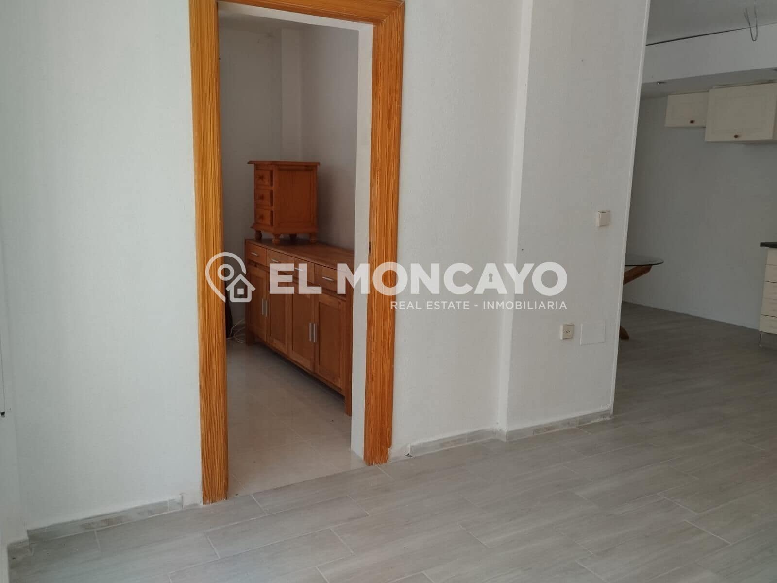 3 sypialnia Dom szeregowy na sprzedaż w Torrevieja z basenem - 189 000 € (Ref: 9151824)