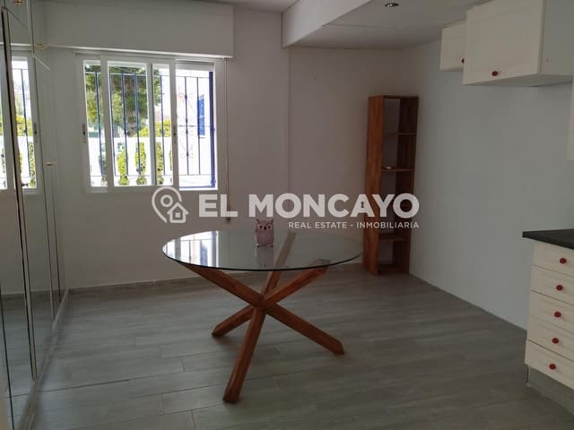 3 chambre Villa/Maison Mitoyenne à vendre à Torrevieja avec piscine - 189 000 € (Ref: 9151824)