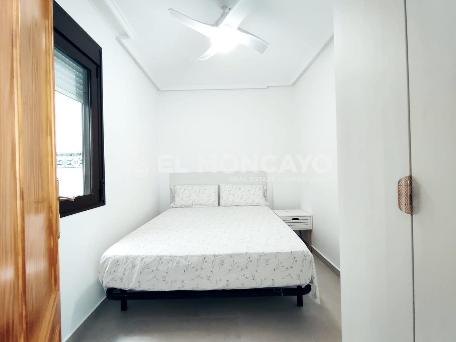 2 bedroom Apartment for sale in Guardamar del Segura - € 155,000 (Ref: 9161227)