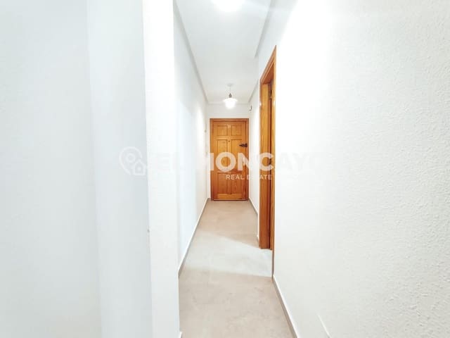 2 bedroom Apartment for sale in Guardamar del Segura - € 155,000 (Ref: 9161227)