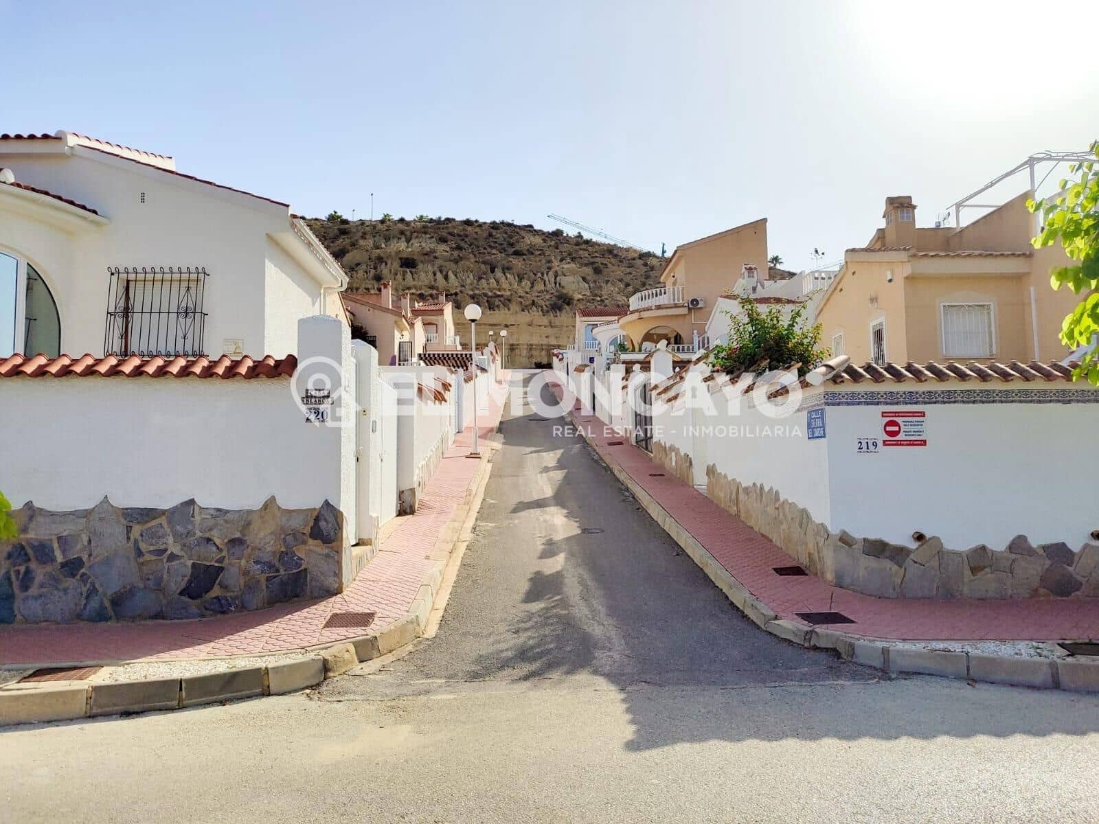 2 bedroom Villa for sale in Ciudad Quesada with pool - € 195,000 (Ref: 9163642)