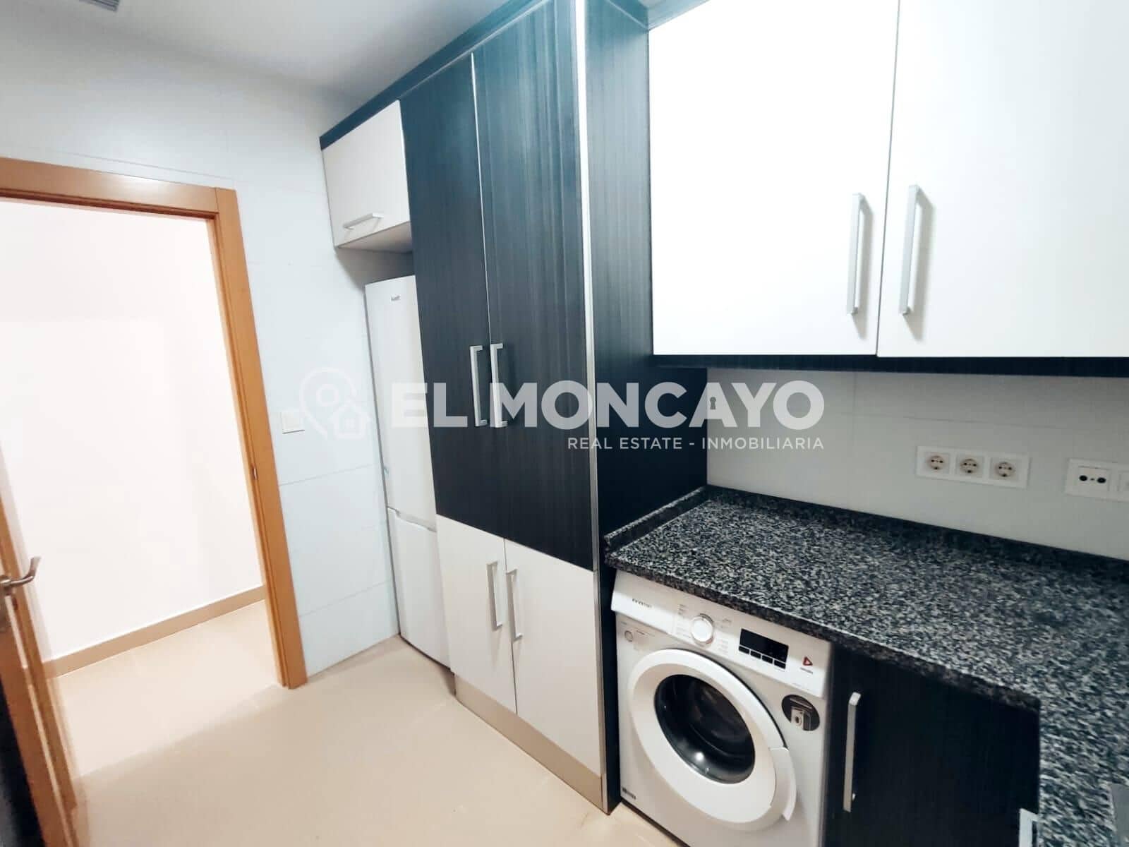 2 sovrum Lägenhet till salu i Guardamar del Segura med garage - 190 000 € (Ref: 9165665)