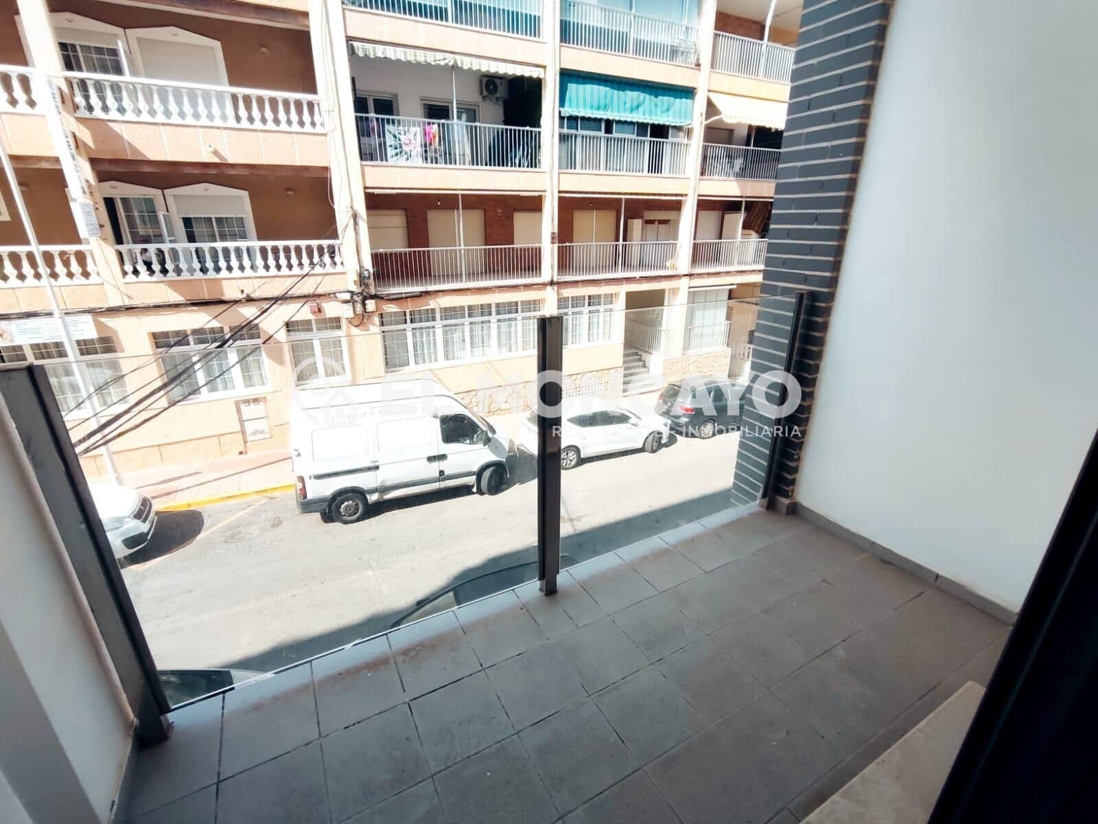 2 sovrum Lägenhet till salu i Guardamar del Segura med garage - 190 000 € (Ref: 9165665)