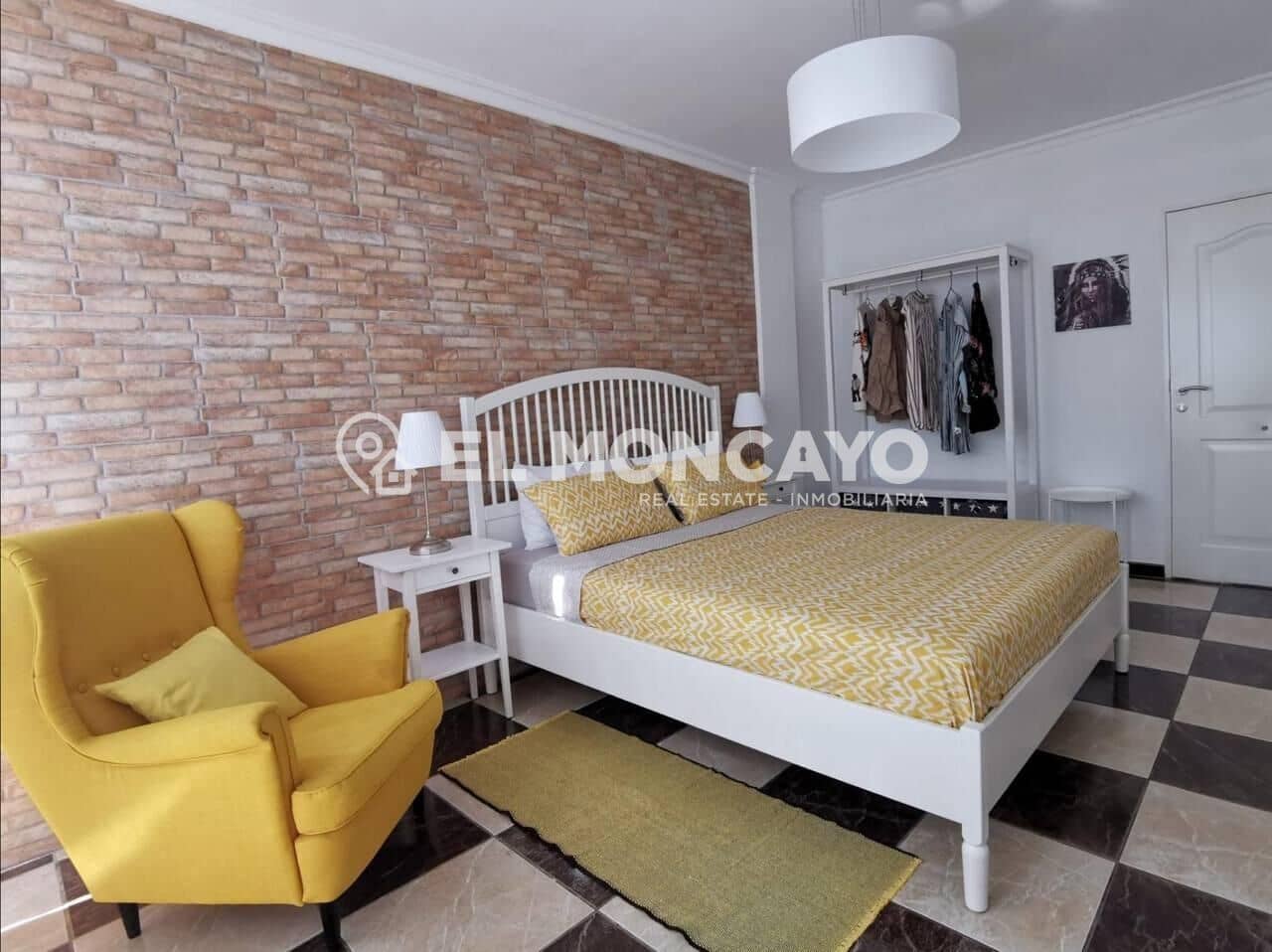 3 slaapkamer Villa te koop in La Florida met zwembad - € 450.000 (Ref: 9171320)