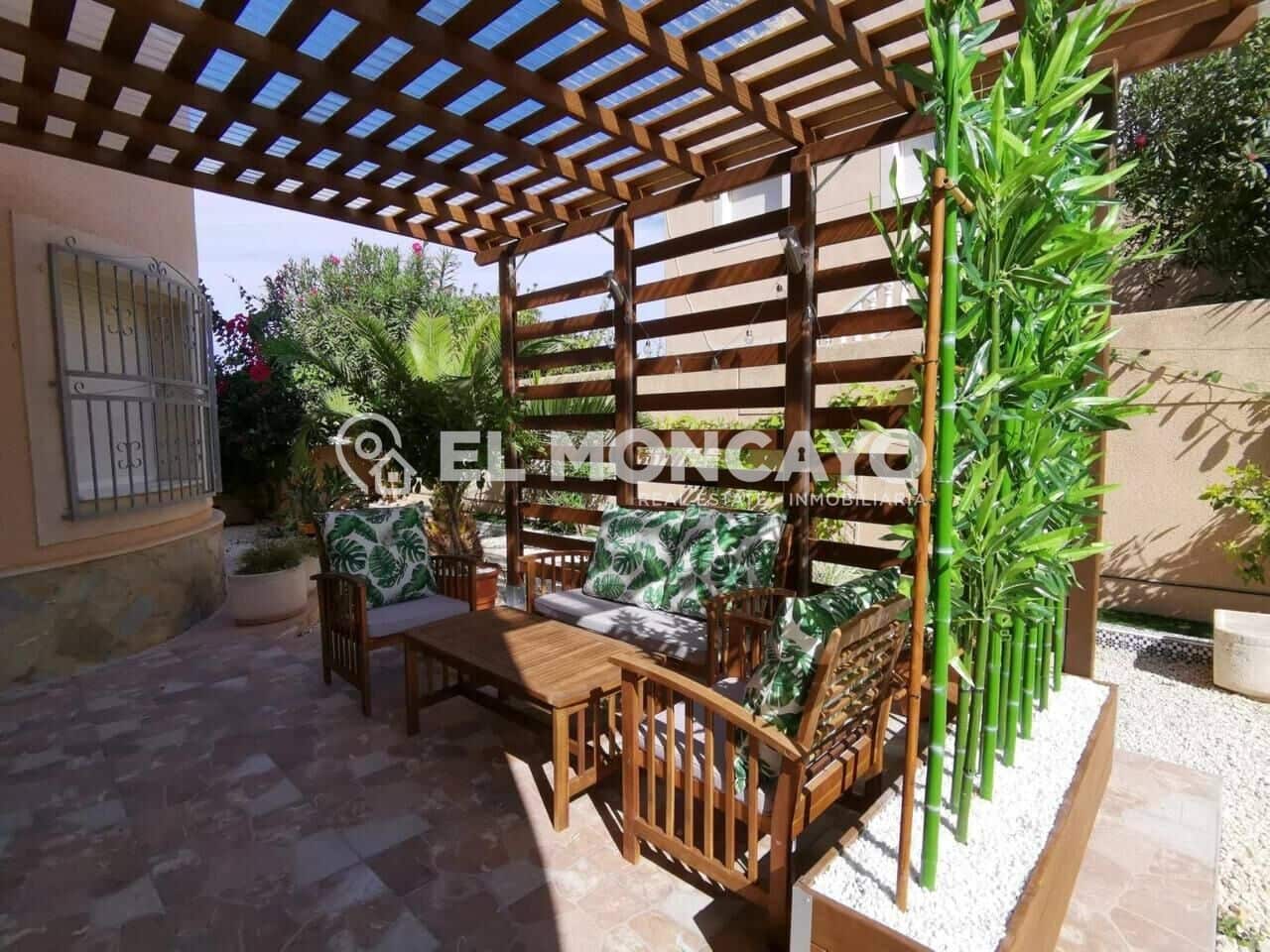 3 slaapkamer Villa te koop in La Florida met zwembad - € 450.000 (Ref: 9171320)