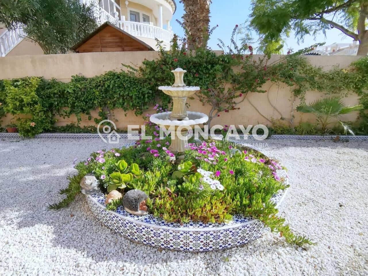 3 slaapkamer Villa te koop in La Florida met zwembad - € 450.000 (Ref: 9171320)