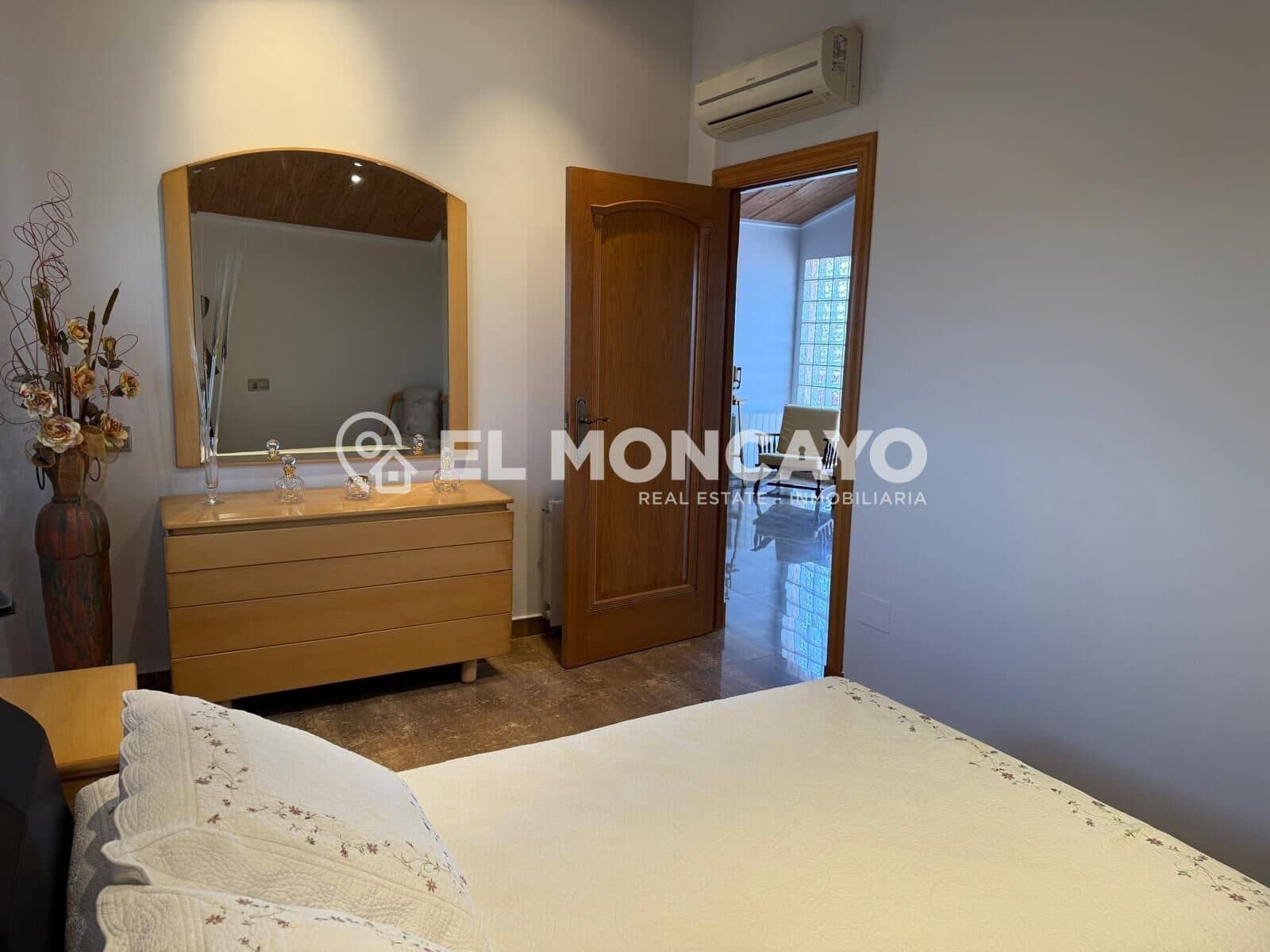 5 bedroom Villa for sale in Almoradi with pool garage - € 600,000 (Ref: 9177276)