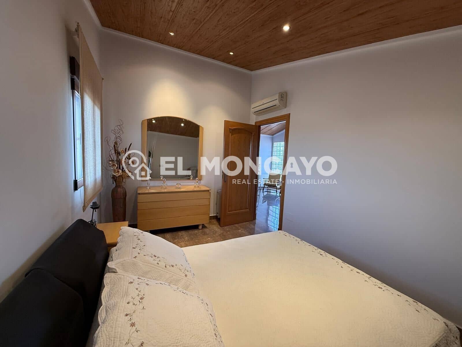 5 bedroom Villa for sale in Almoradi with pool garage - € 600,000 (Ref: 9177276)