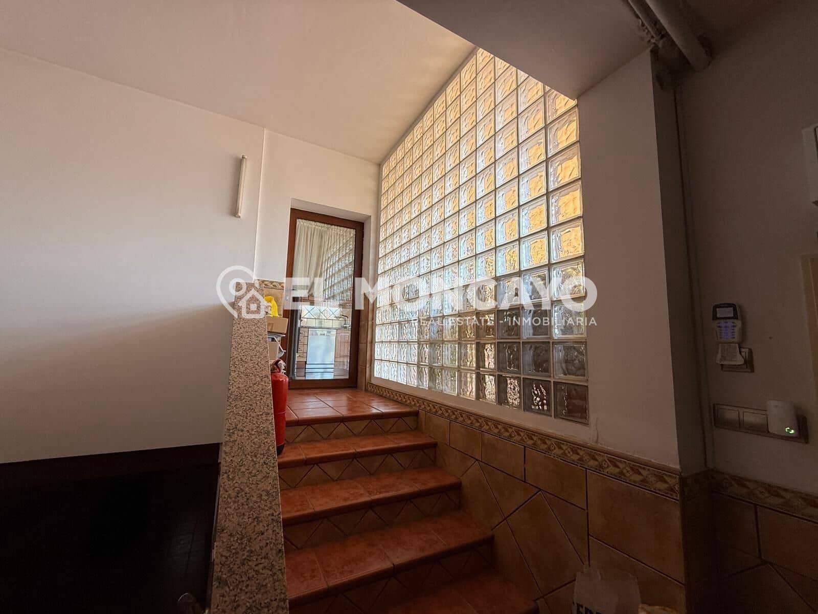 5 bedroom Villa for sale in Almoradi with pool garage - € 600,000 (Ref: 9177276)