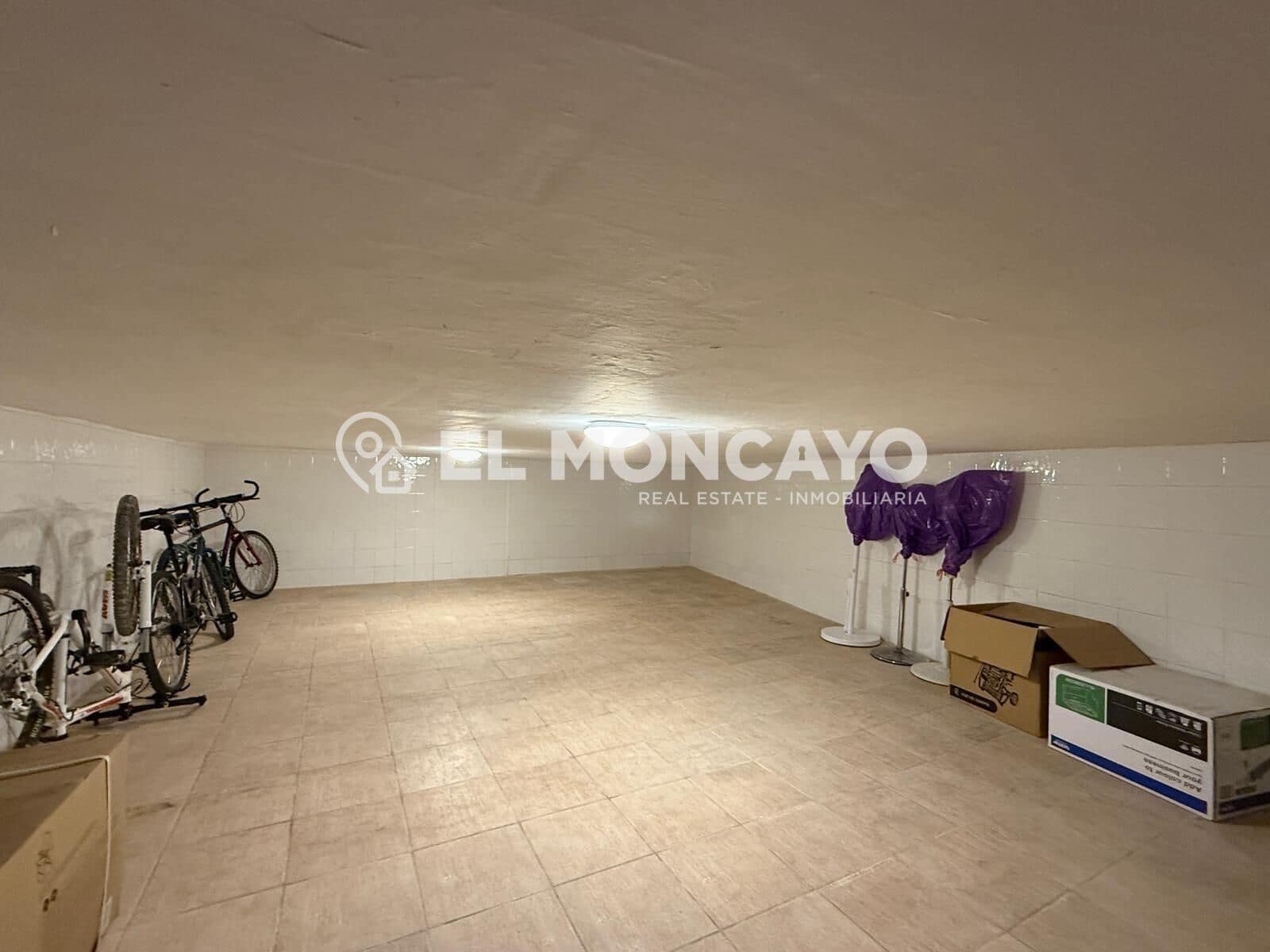 5 bedroom Villa for sale in Almoradi with pool garage - € 600,000 (Ref: 9177276)