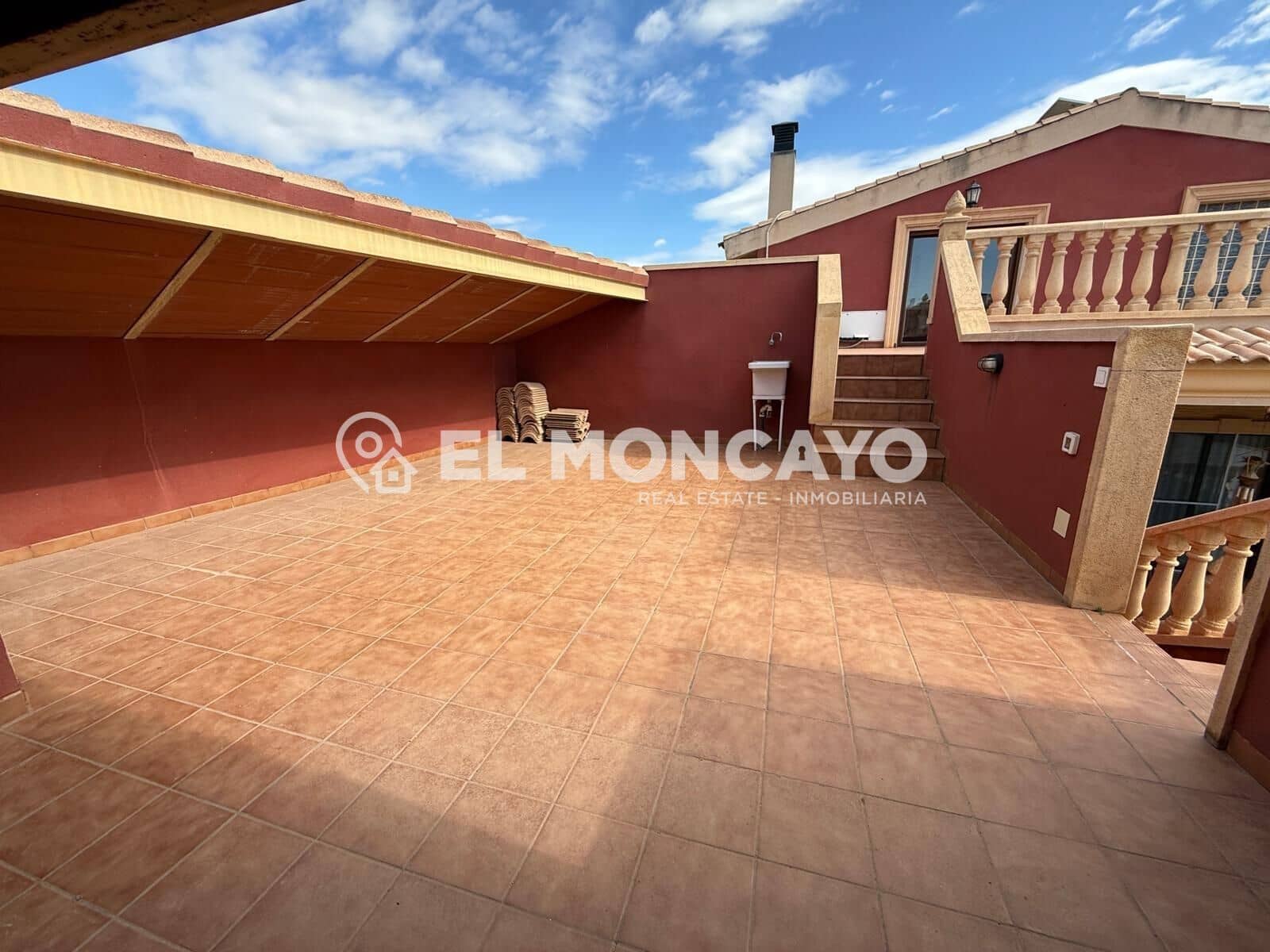 5 bedroom Villa for sale in Almoradi with pool garage - € 600,000 (Ref: 9177276)