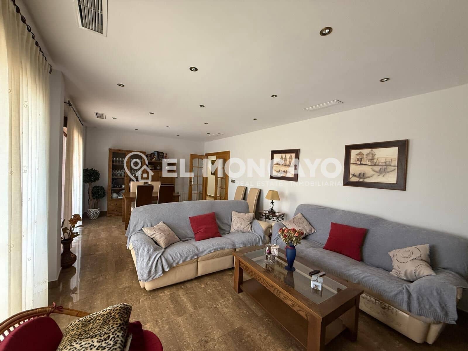 5 bedroom Villa for sale in Almoradi with pool garage - € 600,000 (Ref: 9177276)