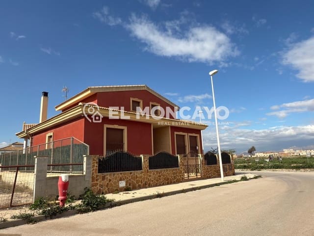 5 bedroom Villa for sale in Almoradí with pool garage - € 600,000 (Ref: 9177276)