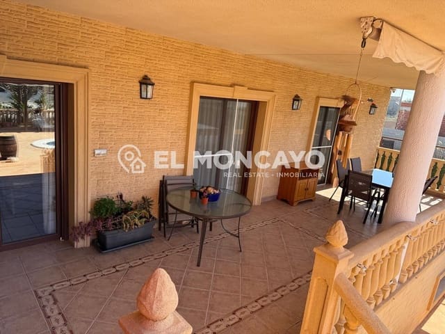 5 bedroom Villa for sale in Almoradí with pool garage - € 600,000 (Ref: 9177276)