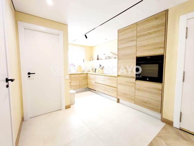 3 soverom Bungalow til salgs i Guardamar del Segura med garasje - € 450 000 (Ref: 9192252)