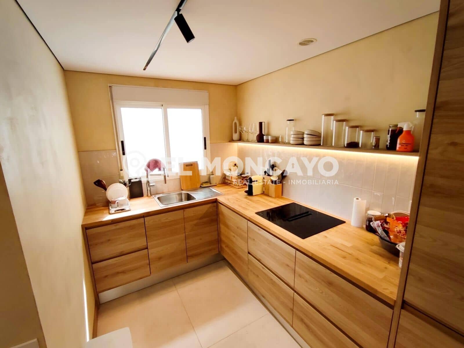 3 soveværelse Bungalow til salg i Guardamar del Segura med garage - € 450.000 (Ref: 9192252)