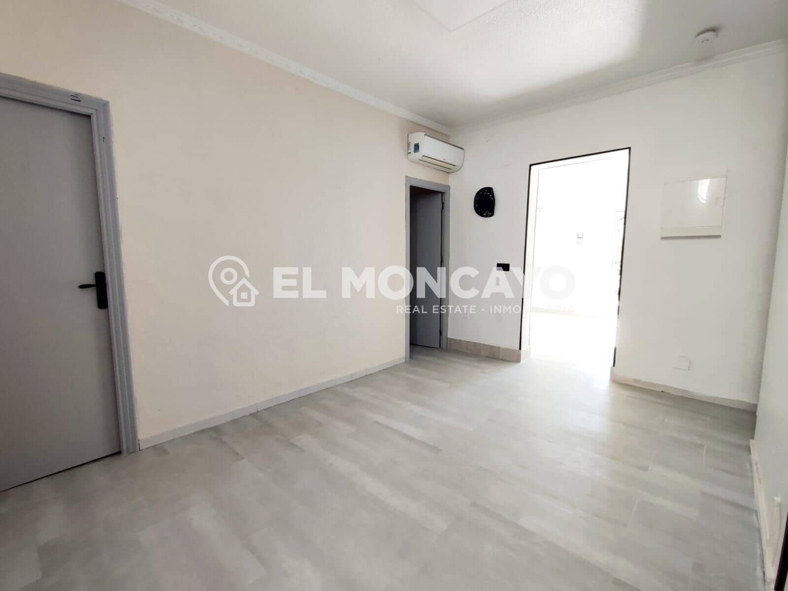 Chalet de 5 habitaciones en Ciudad Quesada en venta con piscina garaje - 399.000 € (Ref: 9226956)