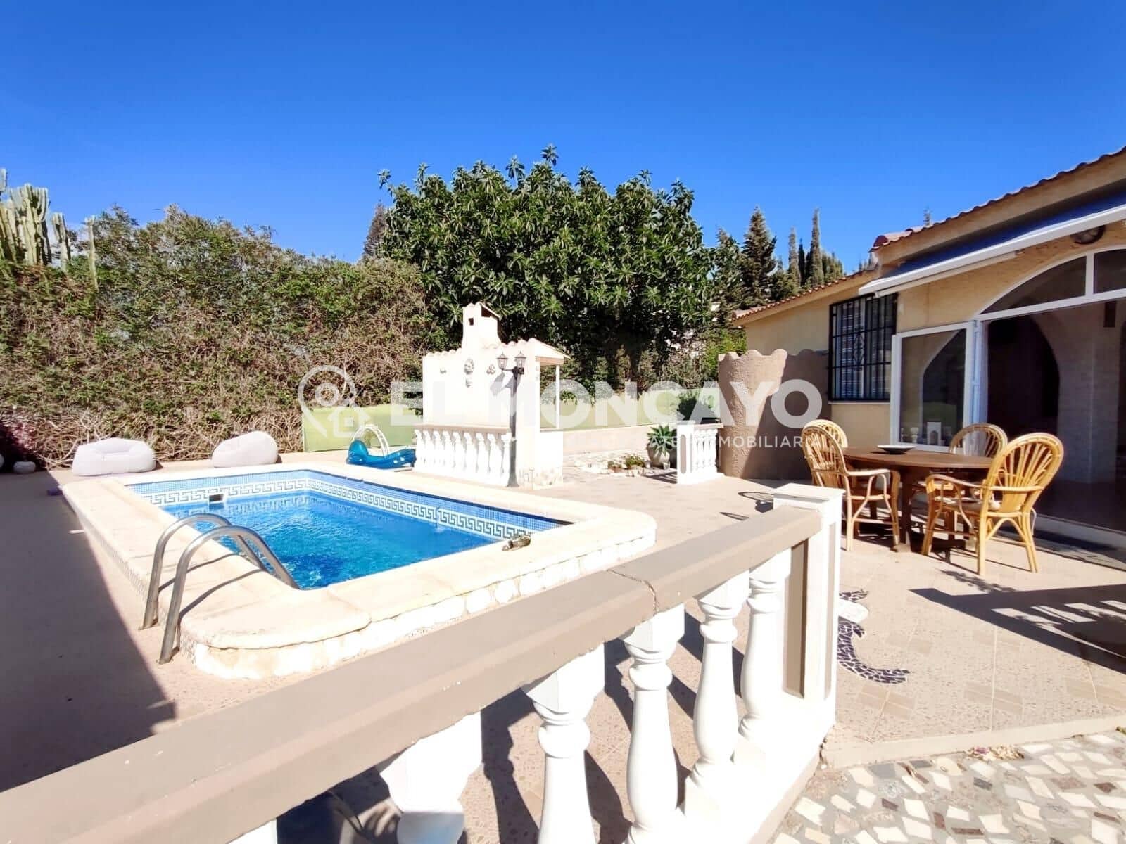 Chalet de 5 habitaciones en Ciudad Quesada en venta con piscina garaje - 399.000 € (Ref: 9226956)