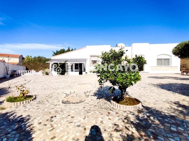 5 bedroom Villa for sale in Ciudad Quesada, Rojales with pool garage - € 399,000 (Ref: 9226956)