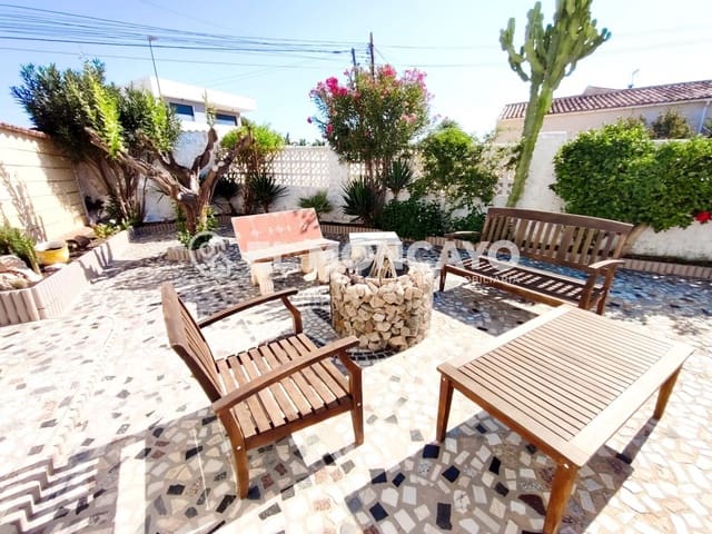 5 bedroom Villa for sale in Ciudad Quesada, Rojales with pool garage - € 399,000 (Ref: 9226956)