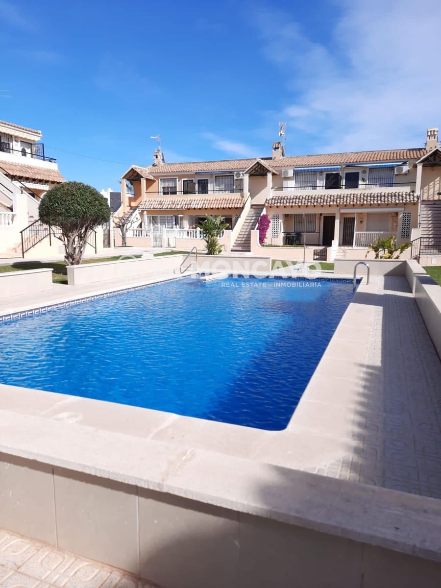 2 soverom Leilighet til salgs i San Miguel de Salinas med svømmebasseng - € 139 900 (Ref: 9232825)