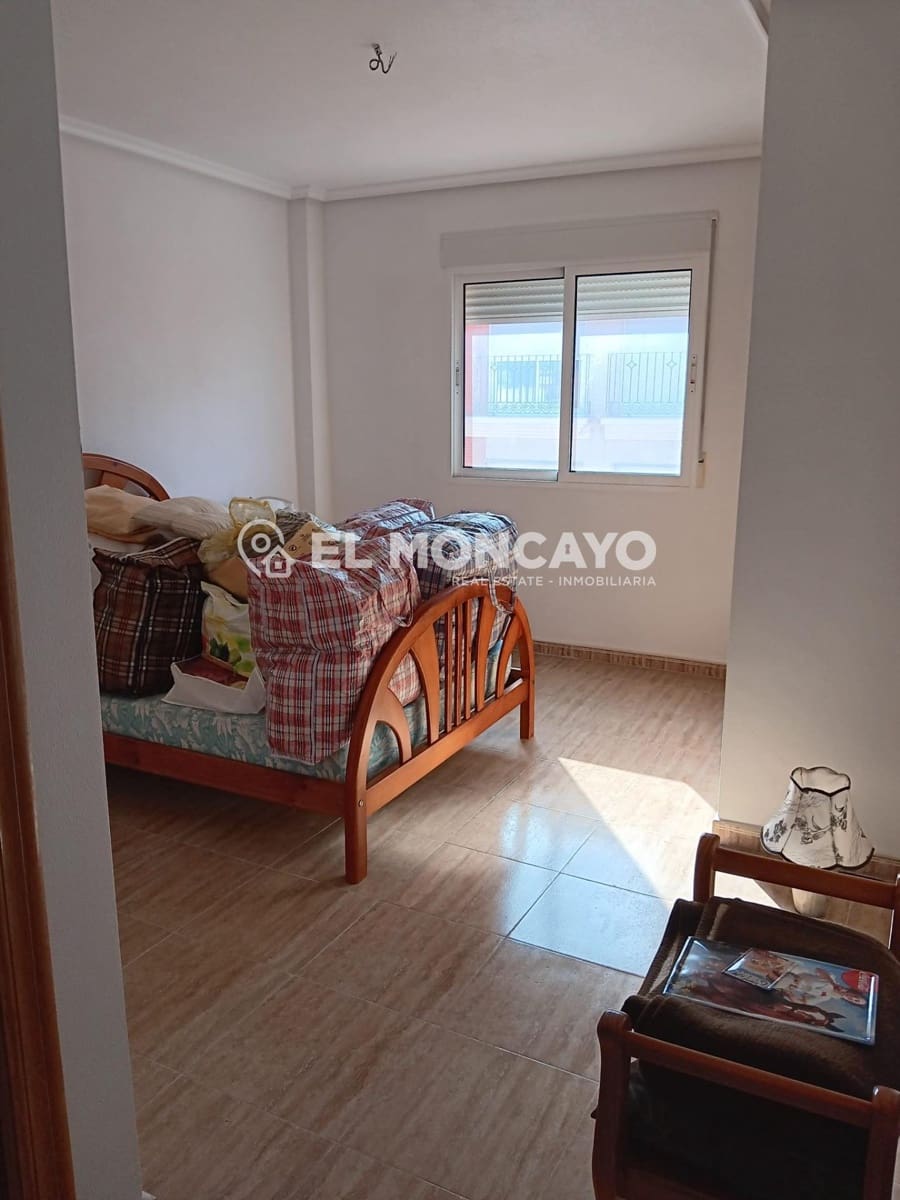 3 bedroom Apartment for sale in Pilar de la Horadada with garage - € 156,500 (Ref: 9252363)