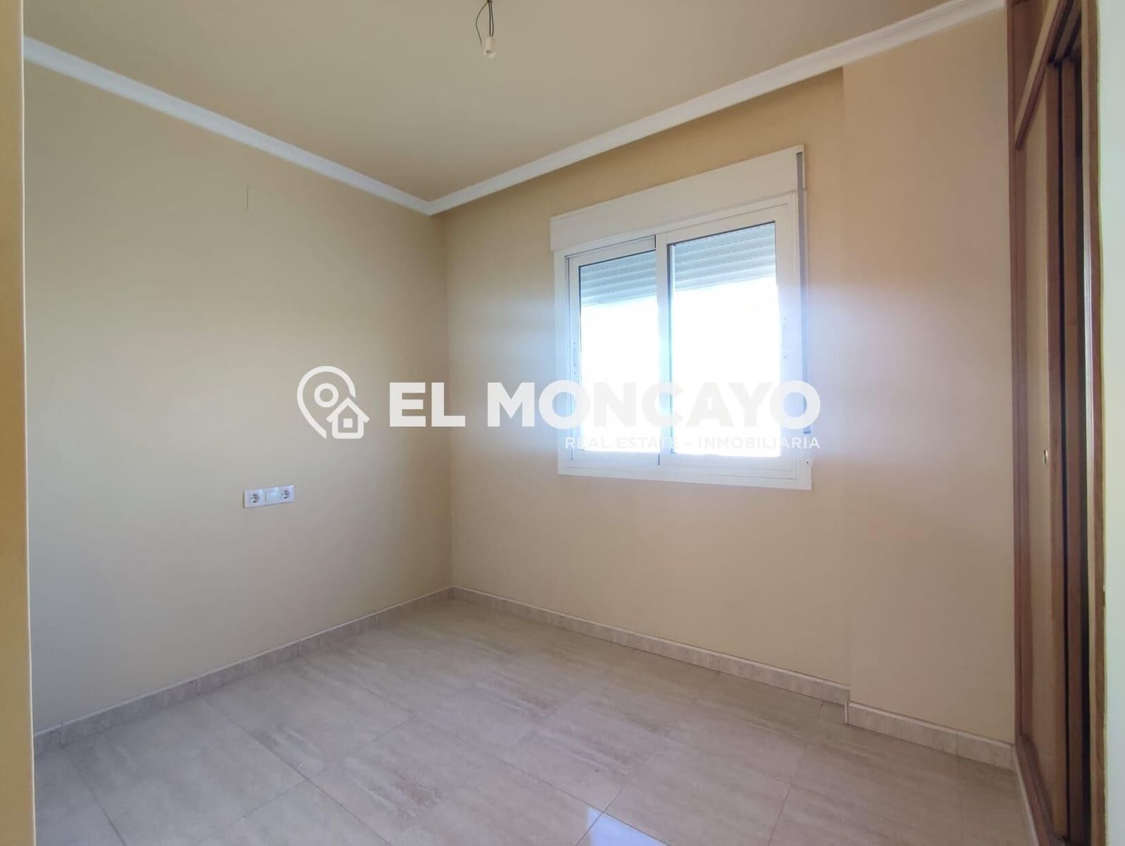 2 sovrum Takvåning till salu i Guardamar del Segura med pool - 225 000 € (Ref: 9265469)