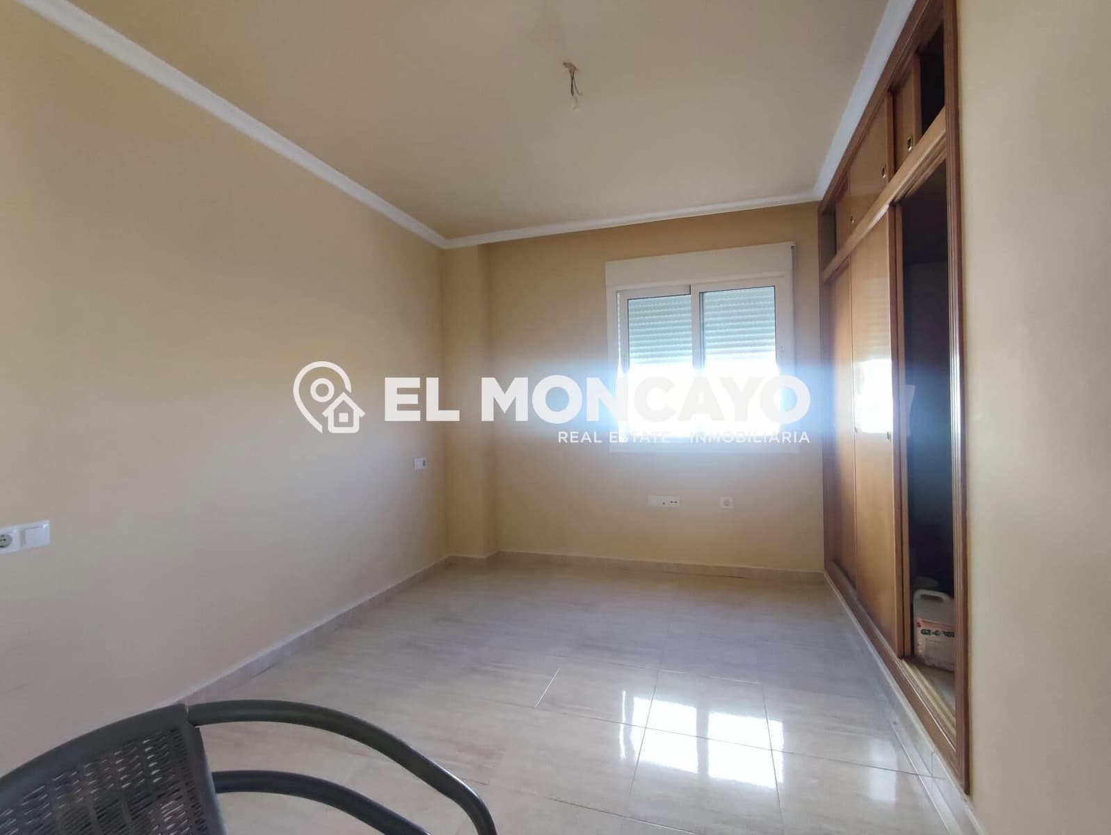 2 sovrum Takvåning till salu i Guardamar del Segura med pool - 225 000 € (Ref: 9265469)