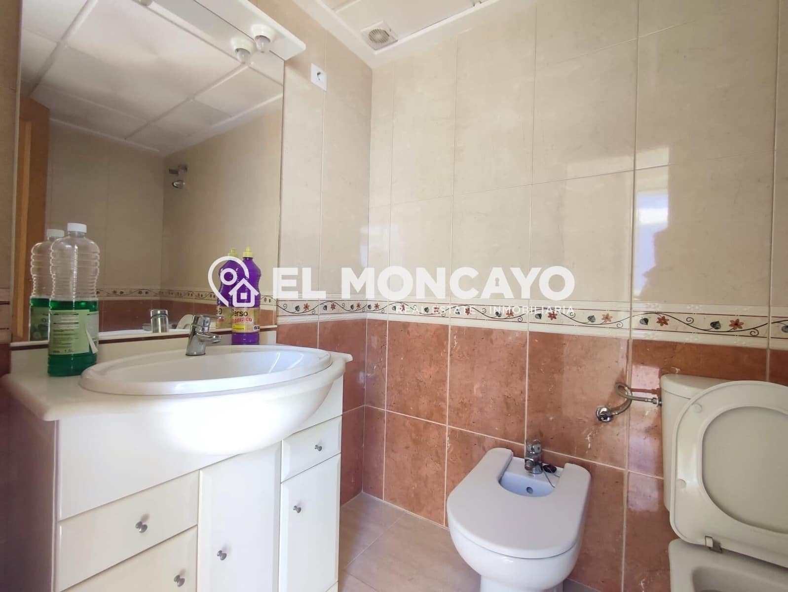 2 sovrum Takvåning till salu i Guardamar del Segura med pool - 225 000 € (Ref: 9265469)