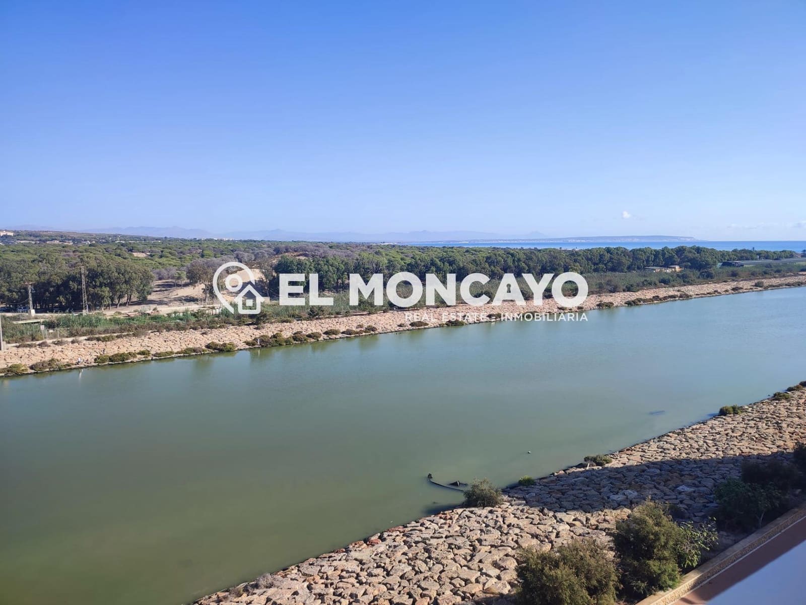 2 sovrum Takvåning till salu i Guardamar del Segura med pool - 225 000 € (Ref: 9265469)