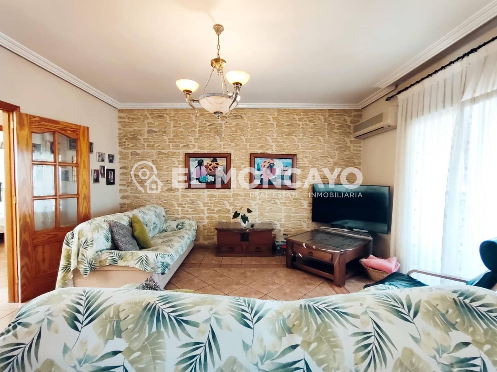 6 quarto Moradia para venda em Ciudad Quesada com garagem - 699 900 € (Ref: 9269647)