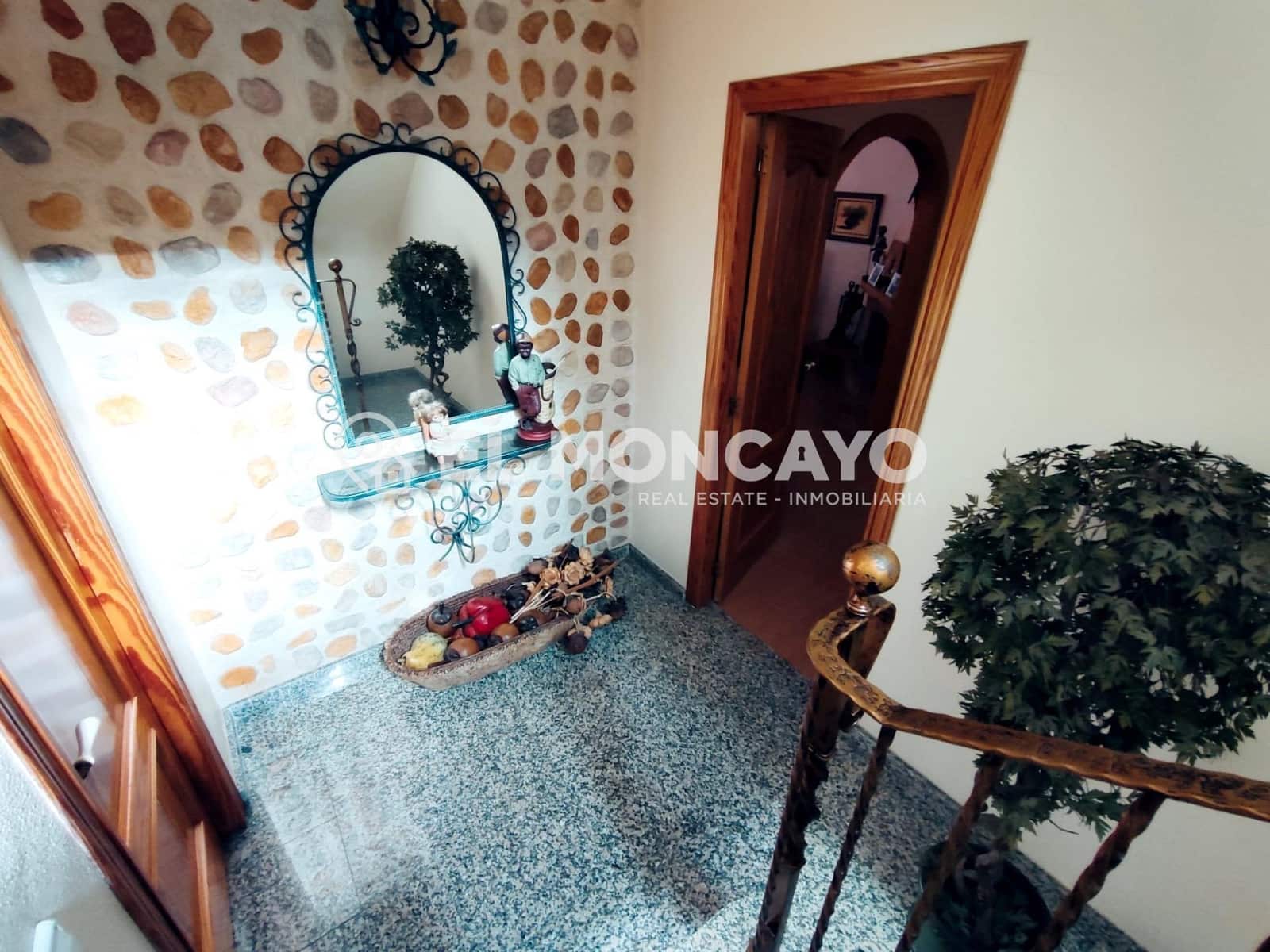 6 quarto Moradia para venda em Ciudad Quesada com garagem - 699 900 € (Ref: 9269647)