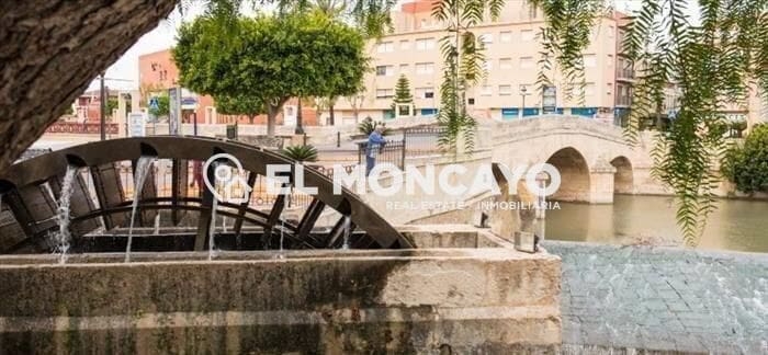 Kommersiell til salgs i Rojales med garasje - € 279 900 (Ref: 9282094)