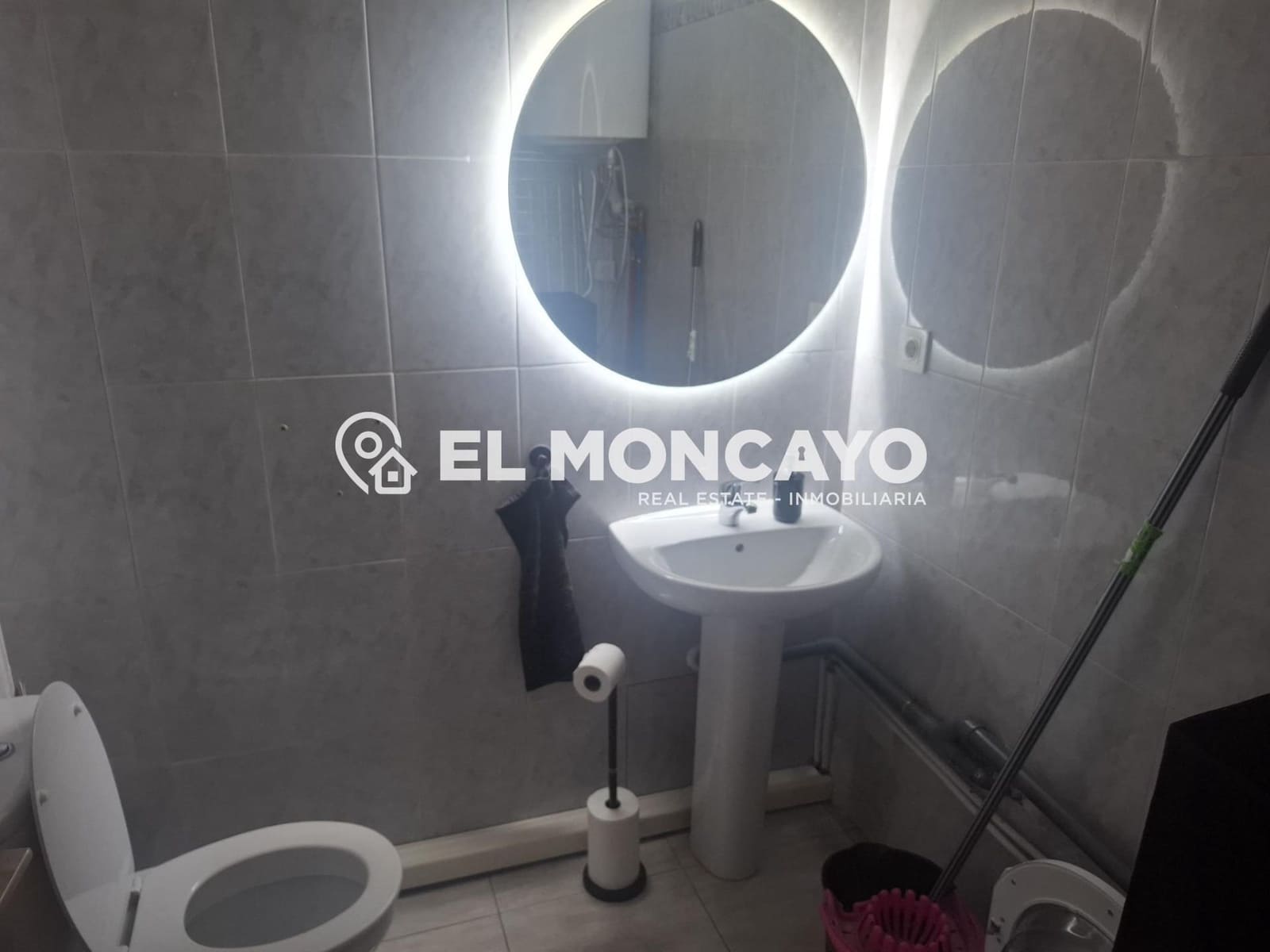 3 bedroom Commercial for sale in Ciudad Quesada - € 240,000 (Ref: 9308460)