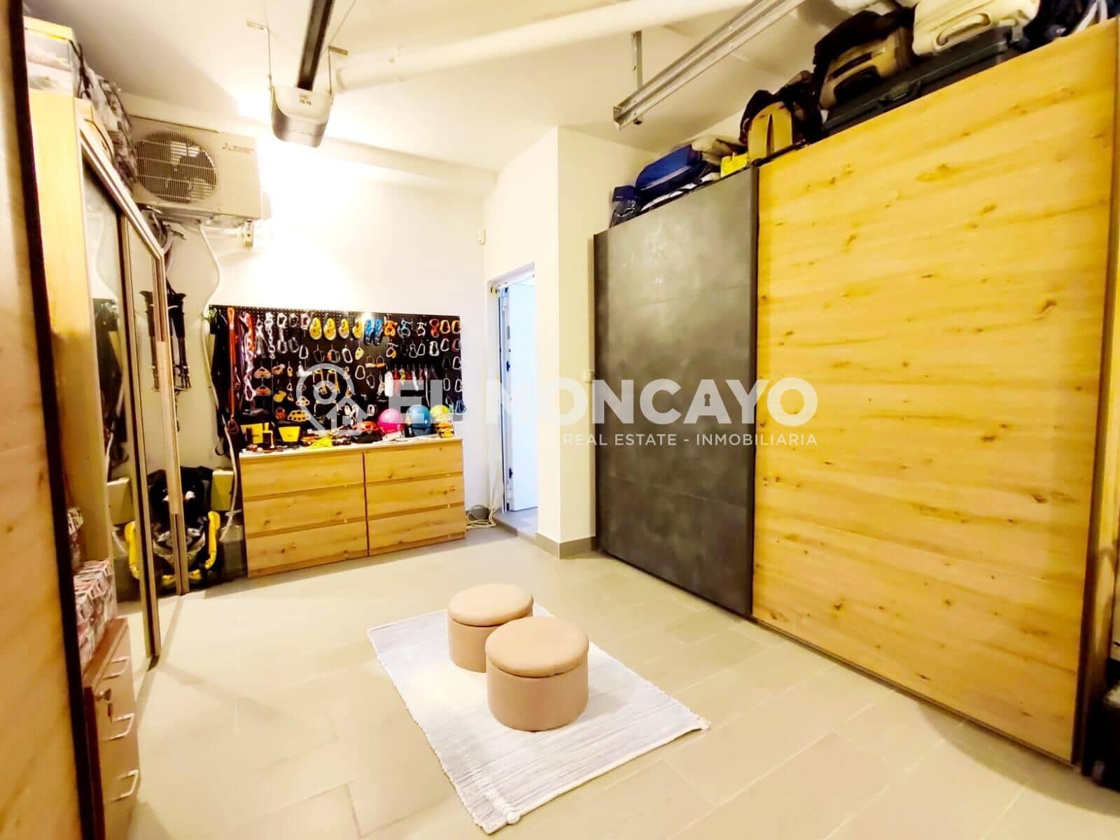 3 soveværelse Rækkehus til salg i Guardamar del Segura med swimmingpool garage - € 449.000 (Ref: 9312785)