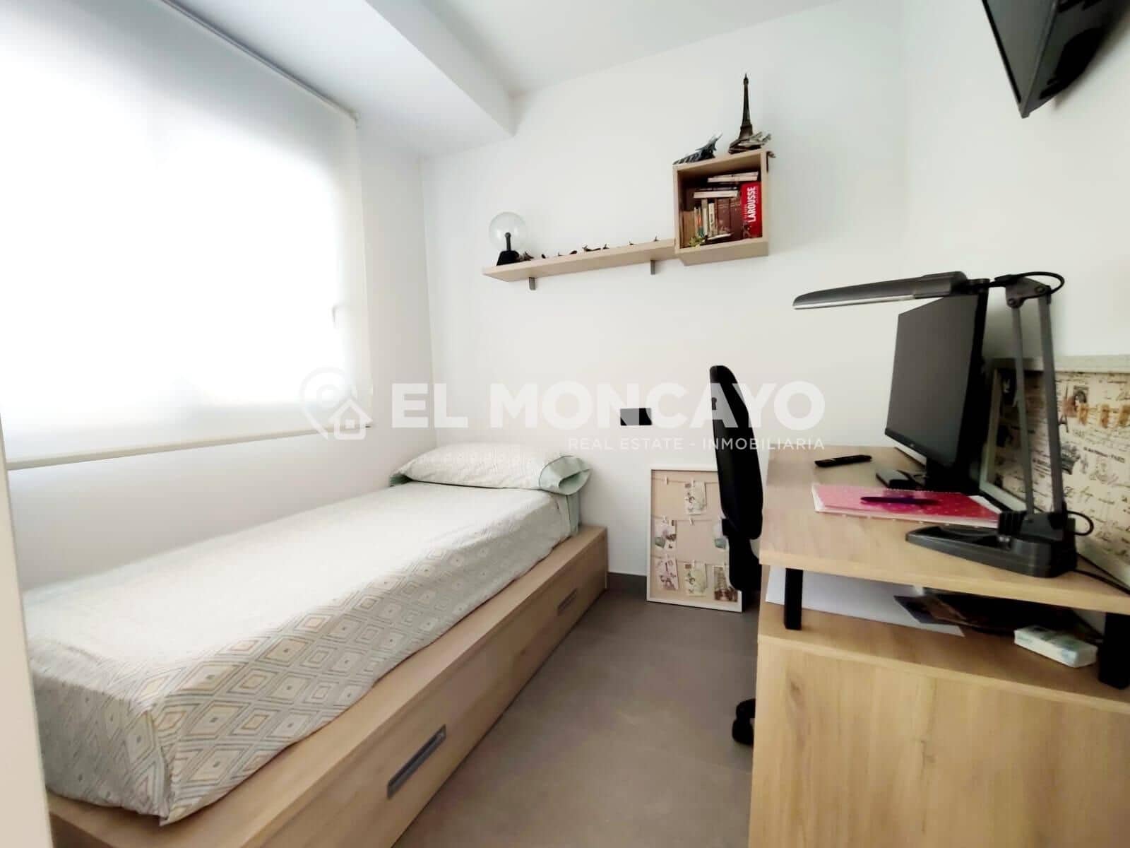 3 soveværelse Rækkehus til salg i Guardamar del Segura med swimmingpool garage - € 449.000 (Ref: 9312785)