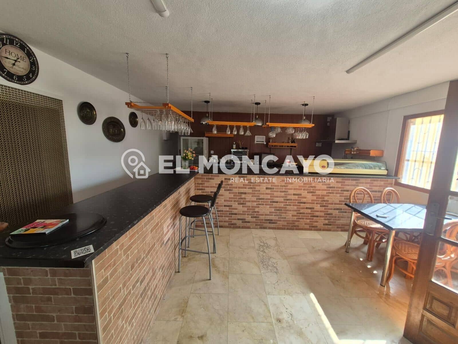 2 bedroom Business for sale in Daya Nueva - € 675,000 (Ref: 9317785)