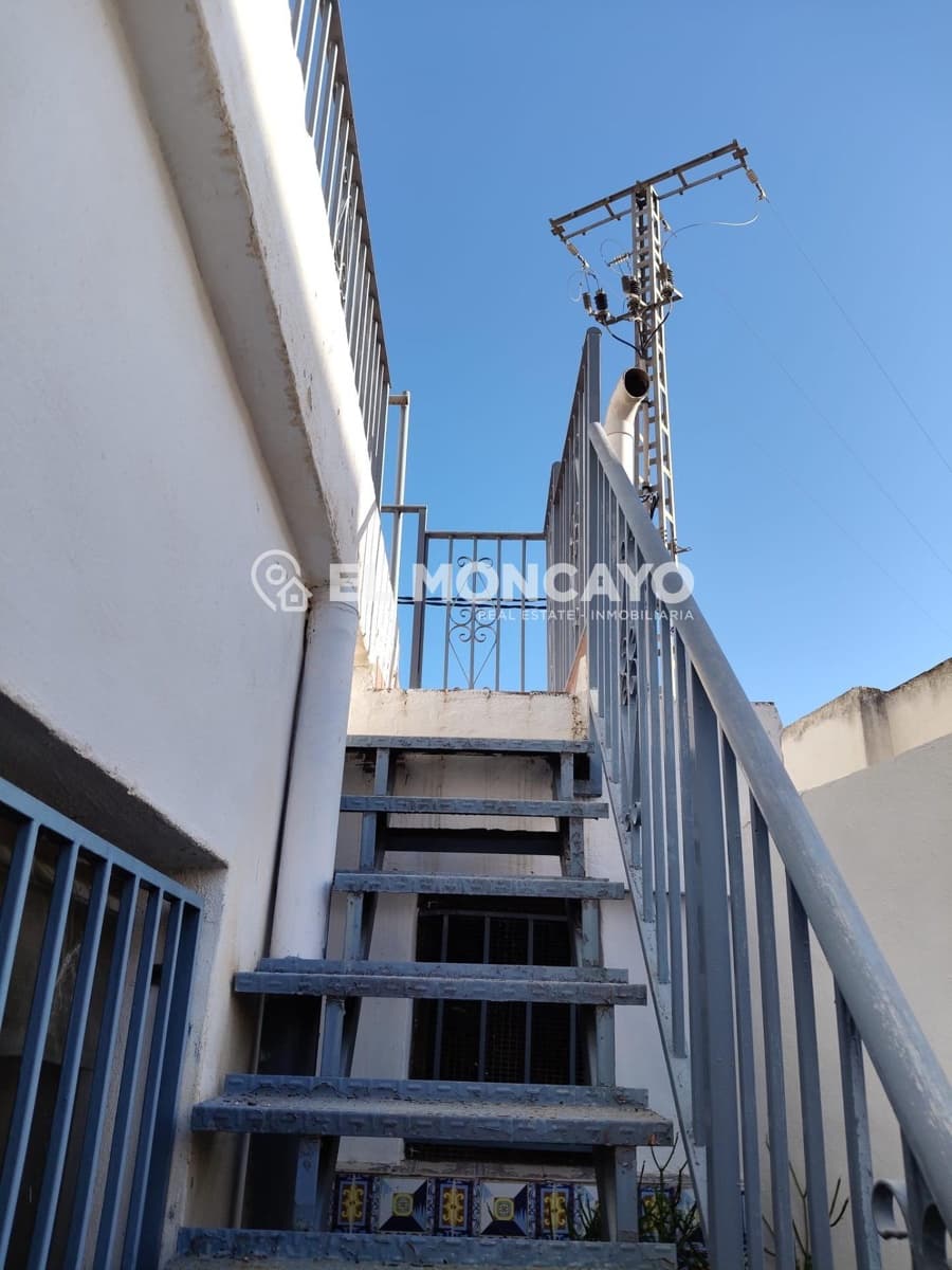 3 bedroom Terraced Villa for sale in Jacarilla with garage - € 142,000 (Ref: 9330553)