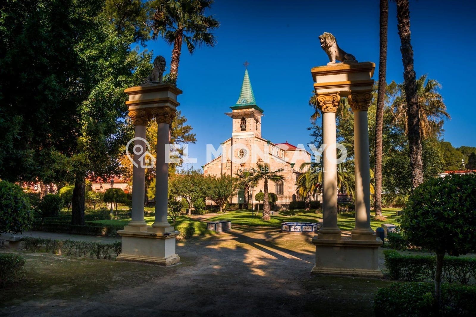 3 bedroom Terraced Villa for sale in Jacarilla with garage - € 142,000 (Ref: 9330553)