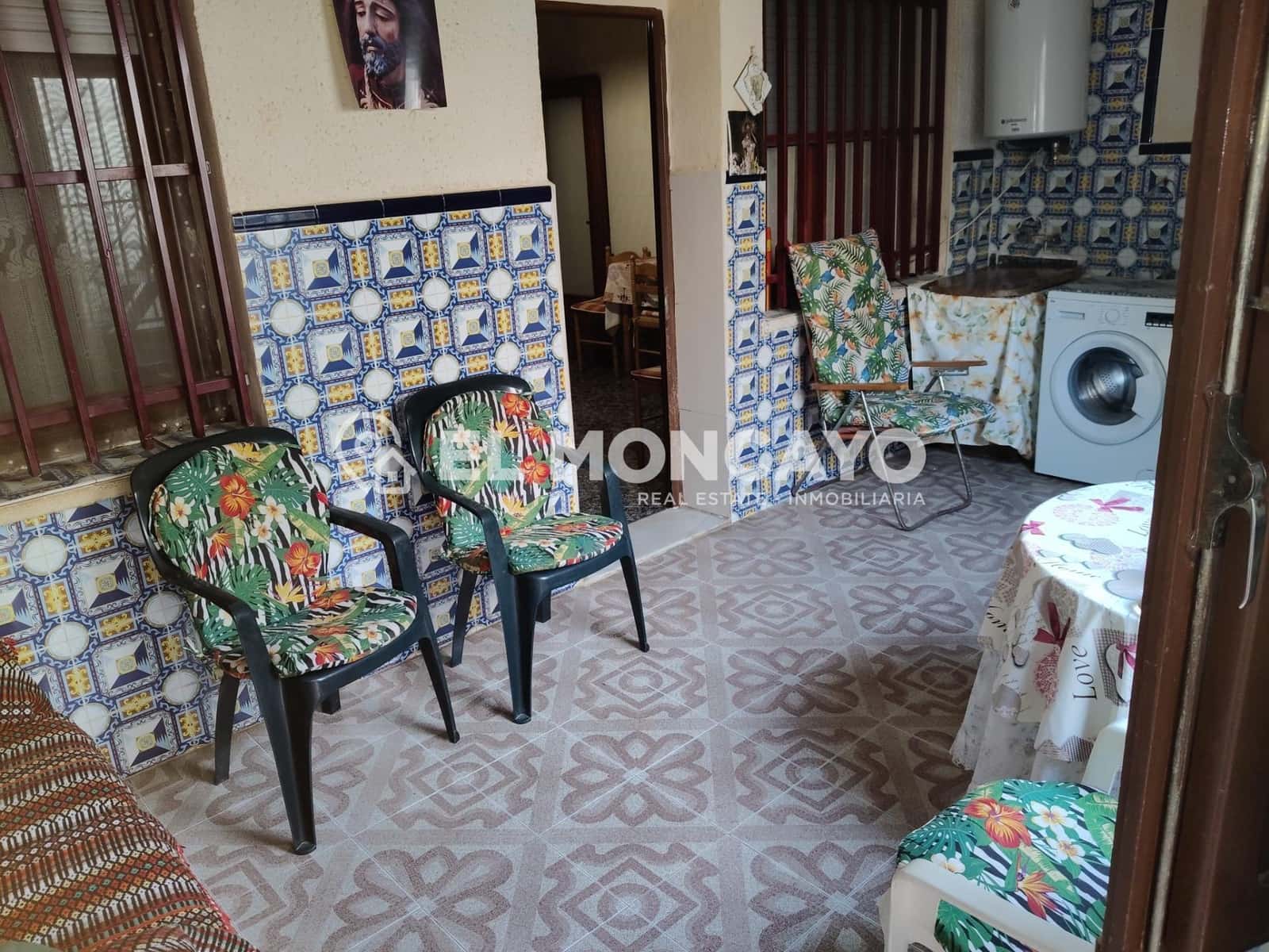 3 bedroom Terraced Villa for sale in Jacarilla with garage - € 142,000 (Ref: 9330553)