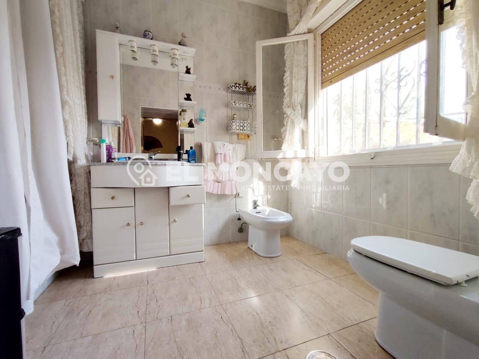 5 chambre Villa/Maison à vendre à La Hoya avec piscine - 475 000 € (Ref: 9349456)