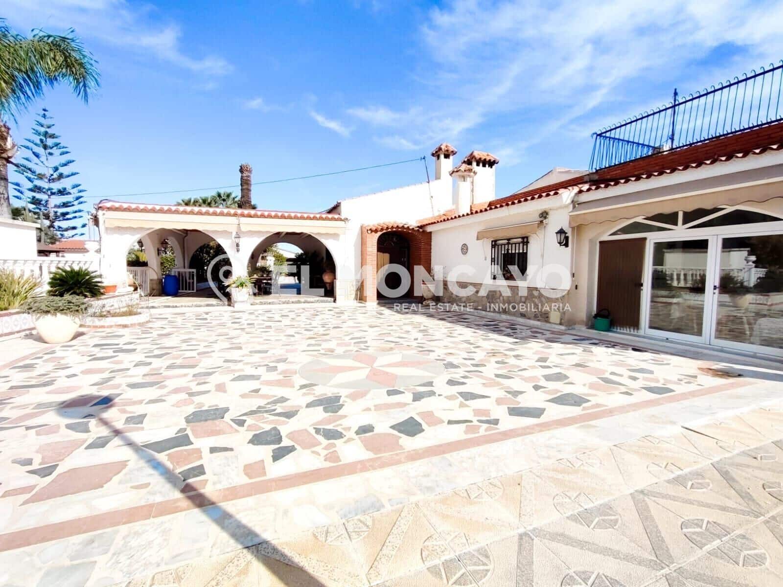 5 chambre Villa/Maison à vendre à La Hoya avec piscine - 475 000 € (Ref: 9349456)