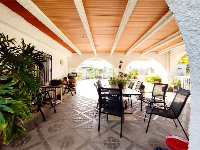 5 soveværelse Villa til salg i La Hoya, Elche / Elx med swimmingpool - € 475.000 (Ref: 9349456)