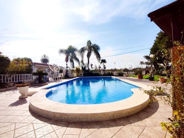 5 soveværelse Villa til salg i La Hoya, Elche / Elx med swimmingpool - € 475.000 (Ref: 9349456)