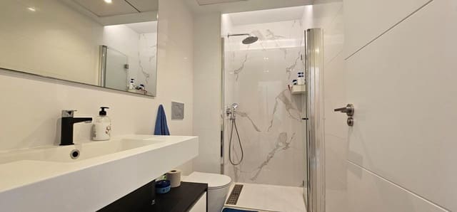 2 soverom Leilighet til salgs i Guardamar del Segura med svømmebasseng garasje - € 390 000 (Ref: 9349457)