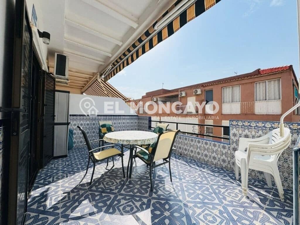 2 sovrum Takvåning till salu i Torrevieja - 120 000 € (Ref: 9378954)