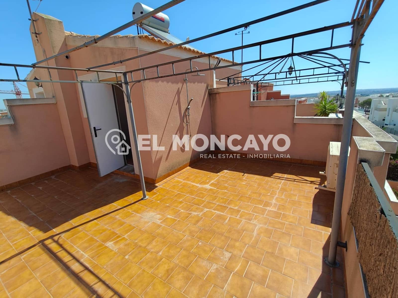 3 sypialnia Dom szeregowy na sprzedaż w Los Montesinos z basenem - 173 000 € (Ref: 9385501)